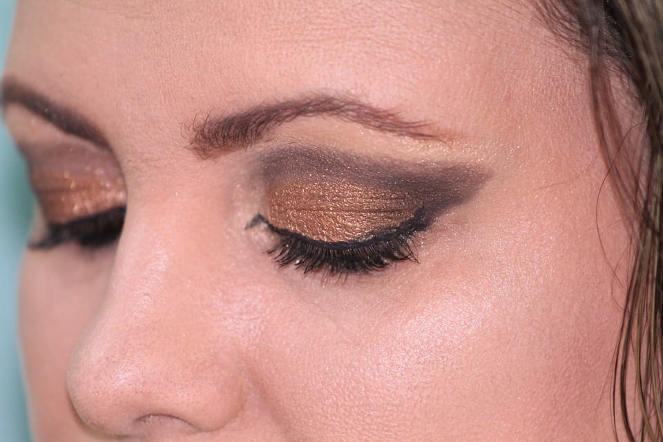 woman's face with makeup 